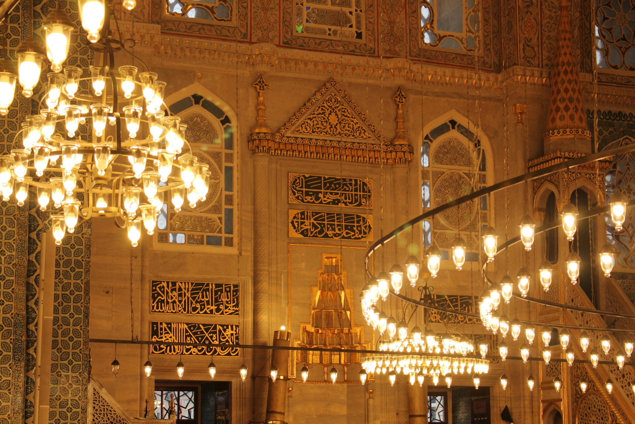 Smart, Sustainable & Energy-Efficient lighting Solutions